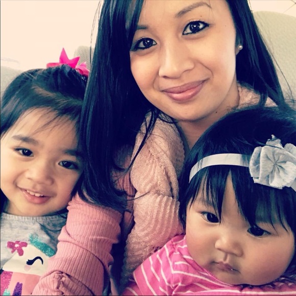 Meet your Posher, Kristin C! - Picture 2 of 2